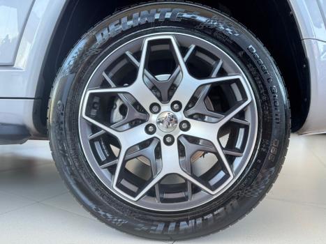 JEEP Commander 2.0 16V 4P TD380 OVERLAND 4X4 TURBO DIESEL AUTOM�TICO AT9, Foto 9