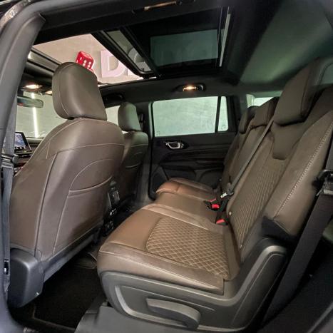 JEEP Commander 2.0 16V 4P TD380 OVERLAND 4X4 TURBO DIESEL AUTOM�TICO AT9, Foto 11