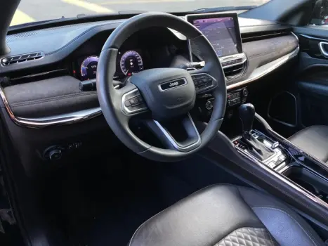 JEEP Commander 2.0 16V 4P TD380 OVERLAND 4X4 TURBO DIESEL AUTOM�TICO AT9, Foto 16