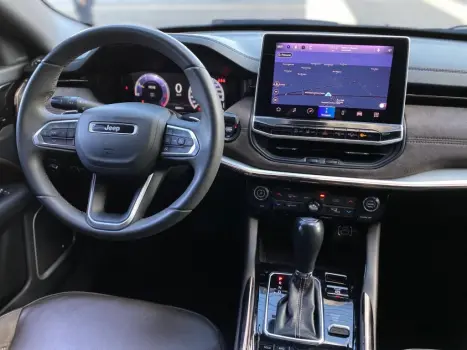 JEEP Commander 2.0 16V 4P TD380 OVERLAND 4X4 TURBO DIESEL AUTOM�TICO AT9, Foto 17