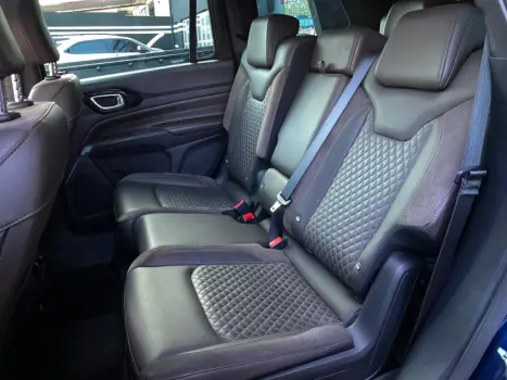 JEEP Commander 2.0 16V 4P TD380 OVERLAND 4X4 TURBO DIESEL AUTOM�TICO AT9, Foto 20