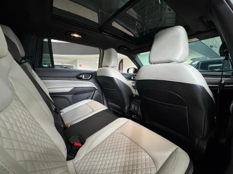 JEEP Commander 2.0 16V 4P TD380 OVERLAND 4X4 TURBO DIESEL AUTOM�TICO AT9, Foto 9