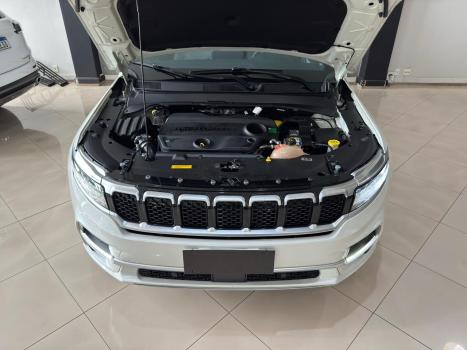 JEEP Commander 2.0 16V 4P TD380 OVERLAND 4X4 TURBO DIESEL AUTOM�TICO AT9, Foto 13