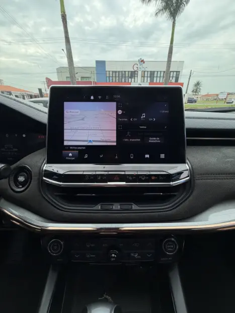 JEEP Commander 2.0 16V 4P TD380 LIMITED TURBO DIESEL AUTOM�TICO AT9, Foto 9