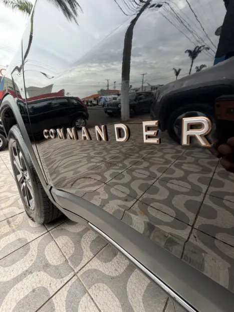 JEEP Commander 2.0 16V 4P TD380 LIMITED TURBO DIESEL AUTOM�TICO AT9, Foto 11