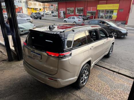 JEEP Commander 2.0 16V 4P TD380 OVERLAND 4X4 TURBO DIESEL AUTOM�TICO AT9, Foto 4