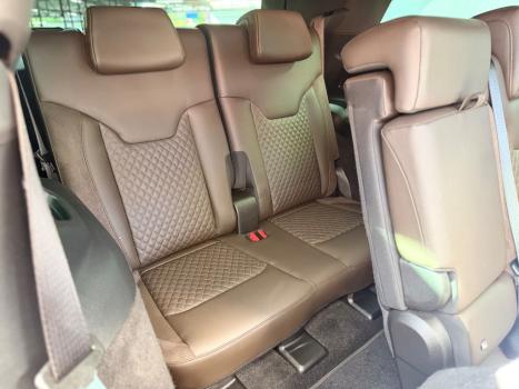 JEEP Commander 2.0 16V 4P TD380 OVERLAND 4X4 TURBO DIESEL AUTOM�TICO AT9, Foto 6