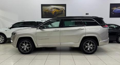JEEP Commander 2.0 16V 4P TD380 OVERLAND 4X4 TURBO DIESEL AUTOM�TICO AT9, Foto 2