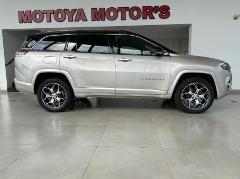 JEEP Commander 2.0 16V 4P TD380 OVERLAND 4X4 TURBO DIESEL AUTOM�TICO AT9, Foto 5