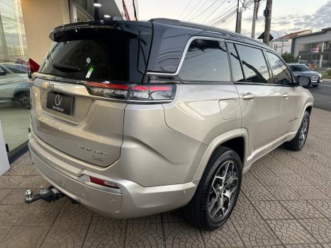 JEEP Commander 2.0 16V 4P TD380 OVERLAND 4X4 TURBO DIESEL AUTOM�TICO AT9, Foto 4