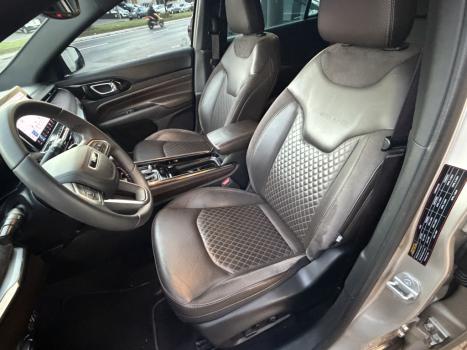 JEEP Commander 2.0 16V 4P TD380 OVERLAND 4X4 TURBO DIESEL AUTOM�TICO AT9, Foto 7