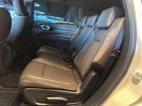 JEEP Commander 2.0 16V 4P TD380 OVERLAND 4X4 TURBO DIESEL AUTOM�TICO AT9, Foto 8