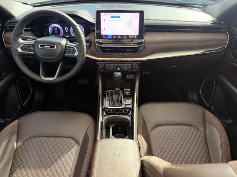 JEEP Commander 2.0 16V 4P TD380 OVERLAND 4X4 TURBO DIESEL AUTOM�TICO AT9, Foto 3
