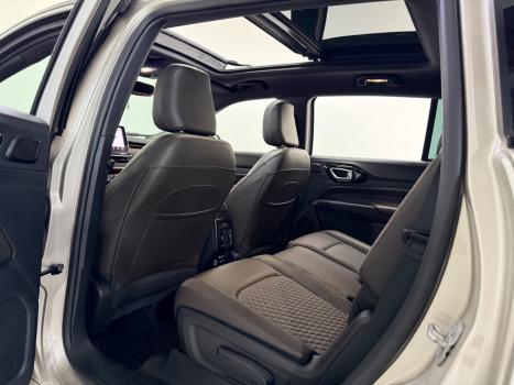 JEEP Commander 2.0 16V 4P TD380 OVERLAND 4X4 TURBO DIESEL AUTOM�TICO AT9, Foto 7