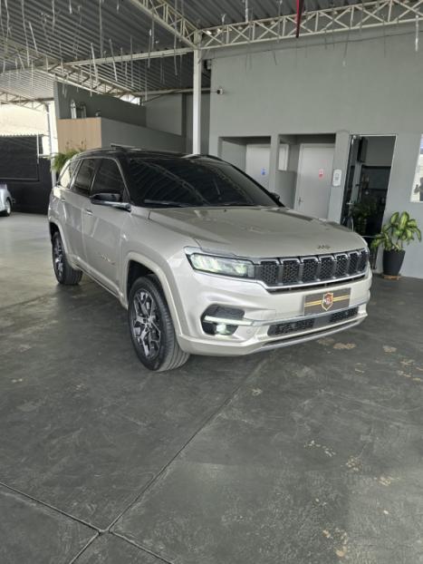 JEEP Commander 2.0 16V 4P TD380 OVERLAND 4X4 TURBO DIESEL AUTOM�TICO AT9, Foto 2