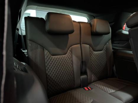 JEEP Commander 2.0 16V 4P TD380 OVERLAND 4X4 TURBO DIESEL AUTOM�TICO AT9, Foto 13