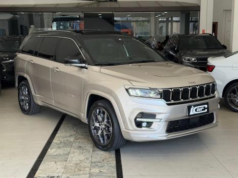 JEEP Commander 2.0 16V 4P TD380 OVERLAND 4X4 TURBO DIESEL AUTOMÁTICO AT9, Foto 1