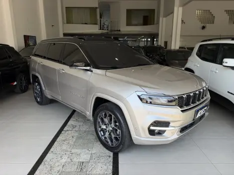 JEEP Commander 2.0 16V 4P TD380 OVERLAND 4X4 TURBO DIESEL AUTOMÁTICO AT9, Foto 1