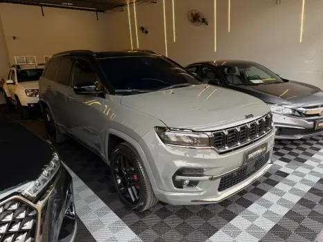 JEEP Commander 2.0 16V 4P HURRICANE 4 TURBO BLACKHAWK AUTOMÁTICO AT9, Foto 3