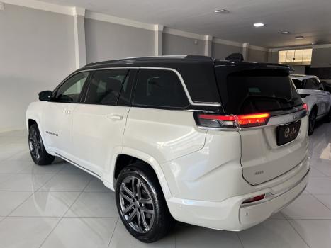 JEEP Commander 2.2 TURBO DIESEL OVERLAND 4X4 AUTOM�TICO AT9, Foto 2