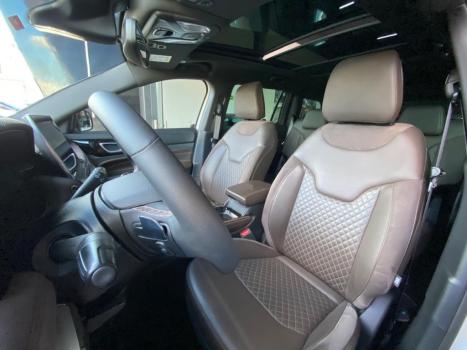 JEEP Commander , Foto 15