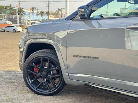 JEEP Compass 2.0 16V 4P HURRICANE 4 TURBO BLACKHAWK AUTOMTICO AT9, Foto 3