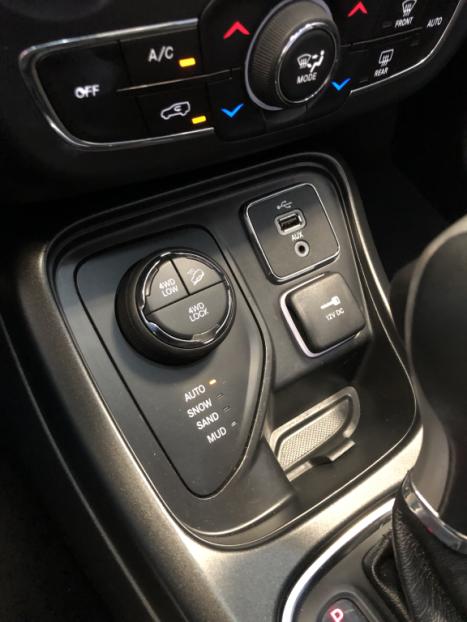 JEEP Compass 2.0 16V 4P LONGITUDE TURBO DIESEL 4X4 AUTOMTICO, Foto 18