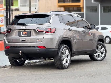 JEEP Compass 2.0 16V 4P LONGITUDE TURBO DIESEL 4X4 AUTOMTICO, Foto 4