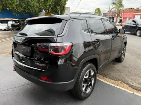 JEEP Compass 2.0 16V 4P 350 TRAILHAWK 4X4 TURBO DIESEL AUTOM�TICO, Foto 4