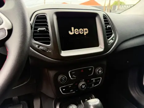 JEEP Compass 2.0 16V 4P 350 TRAILHAWK 4X4 TURBO DIESEL AUTOM�TICO, Foto 17