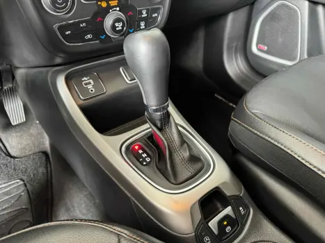 JEEP Compass 2.0 16V 4P LONGITUDE FLEX AUTOM�TICO, Foto 9