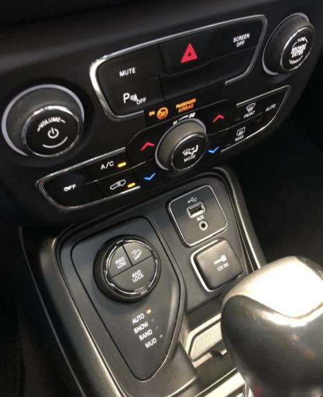 JEEP Compass 2.0 16V 4P LONGITUDE TURBO DIESEL 4X4 AUTOM�TICO, Foto 16
