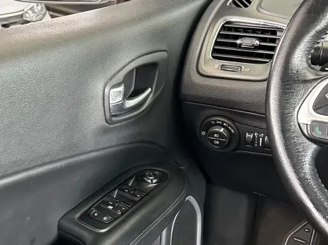 JEEP Compass 2.0 16V 4P S TURBO DIESEL 4X4 AUTOM�TICO, Foto 9