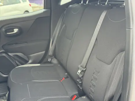 JEEP Renegade 1.3 16V 4P FLEX T270 SPORT TURBO AUTOMÁTICO, Foto 12 JEEP Renegade 1.3 16V 4P FLEX T270 SPORT TURBO AUTOMÁTICO, Foto 12