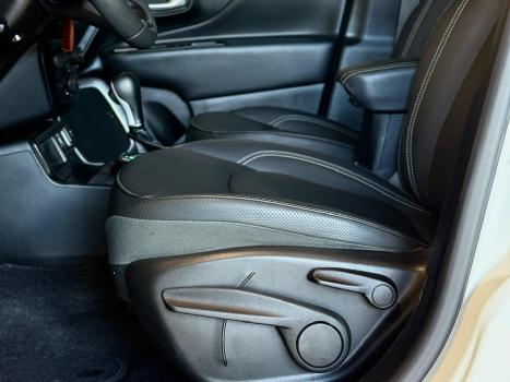 JEEP Renegade 1.3 16V 4P FLEX T270 LONGITUDE TURBO AUTOM�TICO, Foto 17