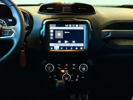 JEEP Renegade 1.3 16V 4P FLEX T270 LONGITUDE TURBO AUTOM�TICO, Foto 21