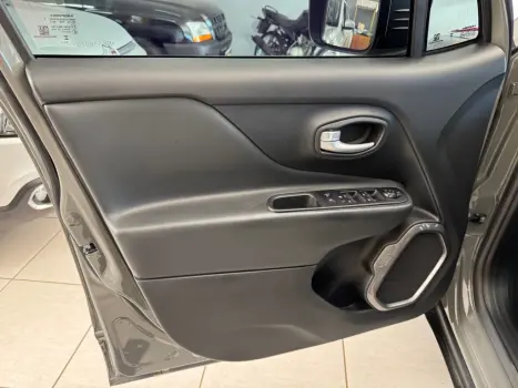 JEEP Renegade 1.3 16V 4P FLEX T270 LONGITUDE TURBO AUTOM�TICO, Foto 8