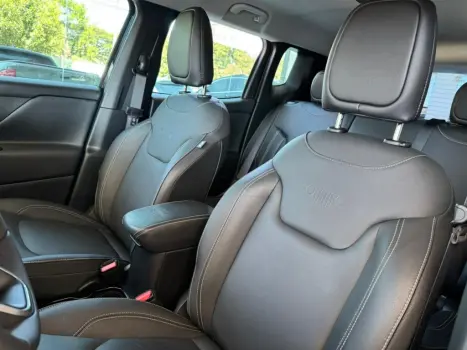 JEEP Renegade 1.3 16V 4P FLEX T270 LONGITUDE TURBO AUTOM�TICO, Foto 16
