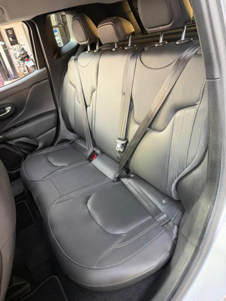 JEEP Renegade 1.3 16V 4P FLEX T270 LONGITUDE TURBO AUTOM�TICO, Foto 17