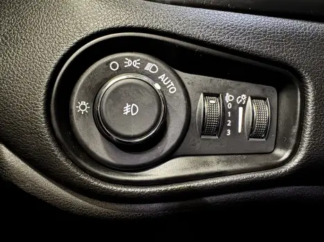 JEEP Renegade 1.3 16V 4P FLEX T270 NIGHT EAGLE TURBO AUTOM�TICO, Foto 29