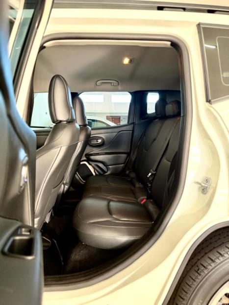 JEEP Renegade 1.8 16V 4P FLEX LONGITUDE AUTOMÁTICO, Foto 16 JEEP Renegade 1.8 16V 4P FLEX LONGITUDE AUTOMÁTICO, Foto 16