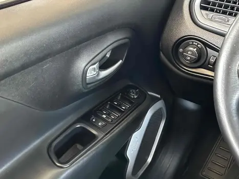 JEEP Renegade 1.8 16V 4P FLEX LONGITUDE AUTOMÁTICO, Foto 16 JEEP Renegade 1.8 16V 4P FLEX LONGITUDE AUTOMÁTICO, Foto 16