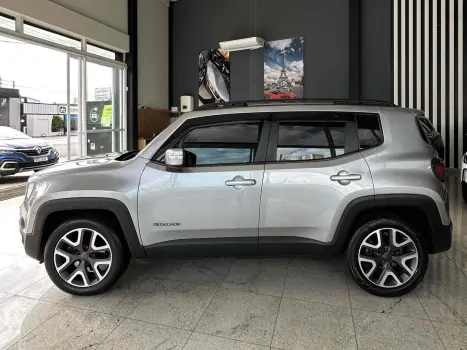 JEEP Renegade 1.8 16V 4P FLEX LONGITUDE AUTOMÁTICO, Foto 8 JEEP Renegade 1.8 16V 4P FLEX LONGITUDE AUTOMÁTICO, Foto 8