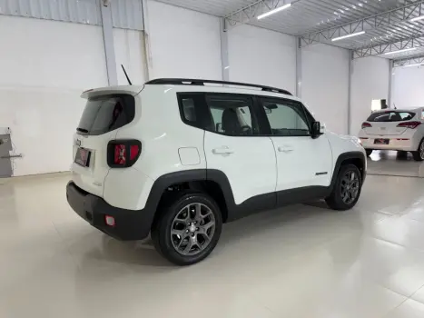 JEEP Renegade 1.8 16V 4P FLEX LONGITUDE AUTOMÁTICO, Foto 8 JEEP Renegade 1.8 16V 4P FLEX LONGITUDE AUTOMÁTICO, Foto 8