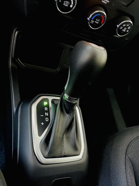 JEEP Renegade 1.8 16V 4P FLEX AUTOMÁTICO, Foto 2 JEEP Renegade 1.8 16V 4P FLEX AUTOMÁTICO, Foto 2