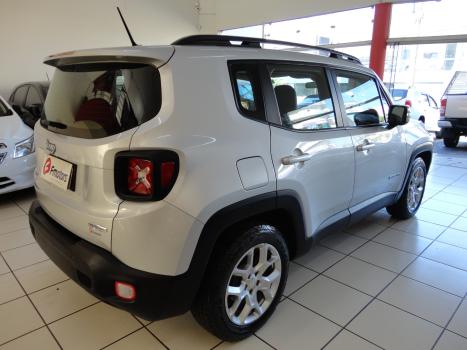JEEP Renegade 1.8 16V 4P FLEX LONGITUDE AUTOMÁTICO, Foto 4 JEEP Renegade 1.8 16V 4P FLEX LONGITUDE AUTOMÁTICO, Foto 4