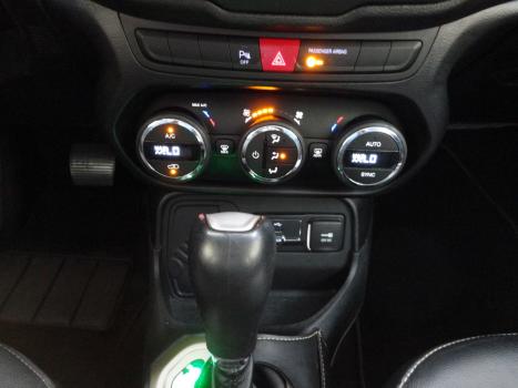 JEEP Renegade 1.8 16V 4P FLEX LONGITUDE AUTOMÁTICO, Foto 11 JEEP Renegade 1.8 16V 4P FLEX LONGITUDE AUTOMÁTICO, Foto 11