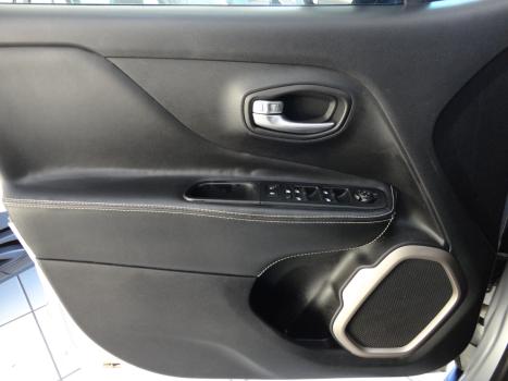 JEEP Renegade 1.8 16V 4P FLEX LONGITUDE AUTOMÁTICO, Foto 13 JEEP Renegade 1.8 16V 4P FLEX LONGITUDE AUTOMÁTICO, Foto 13