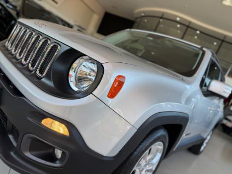 JEEP Renegade 1.8 16V 4P FLEX LONGITUDE AUTOMÁTICO, Foto 3 JEEP Renegade 1.8 16V 4P FLEX LONGITUDE AUTOMÁTICO, Foto 3