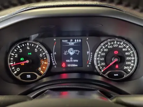 JEEP Renegade 1.8 16V 4P FLEX LONGITUDE AUTOM�TICO, Foto 15